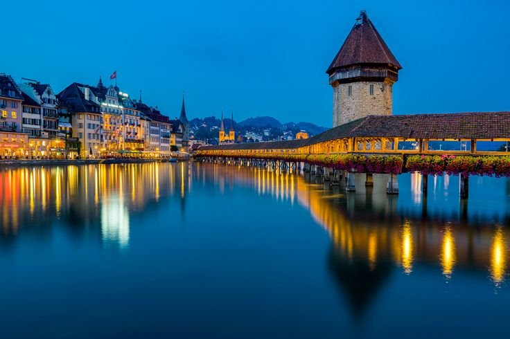 Lake Lucerne surrounded by Swiss mountains